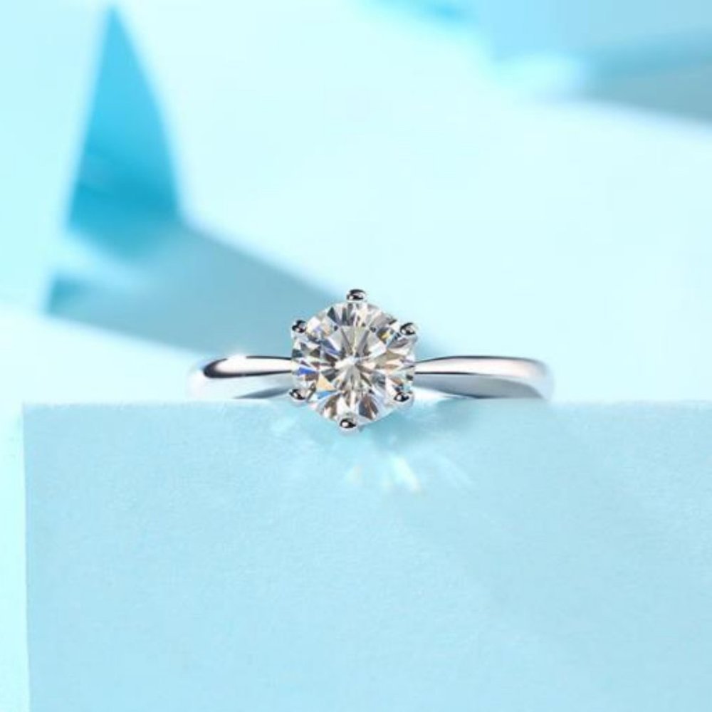 Certified 2ct. t.w. Moissanite Diamond Solitaire Engagement Ring NEW - Picture 5 of 11